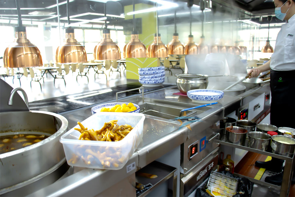 鑫輝餐飲智谷餐廳廚房工程商用炸爐 鑫輝餐飲智谷餐廳廚房工程商用炸爐